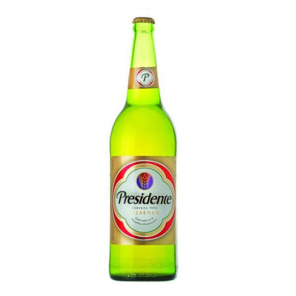 Cerveza pilsen dominicana marca Presidente en botella de 650 ml